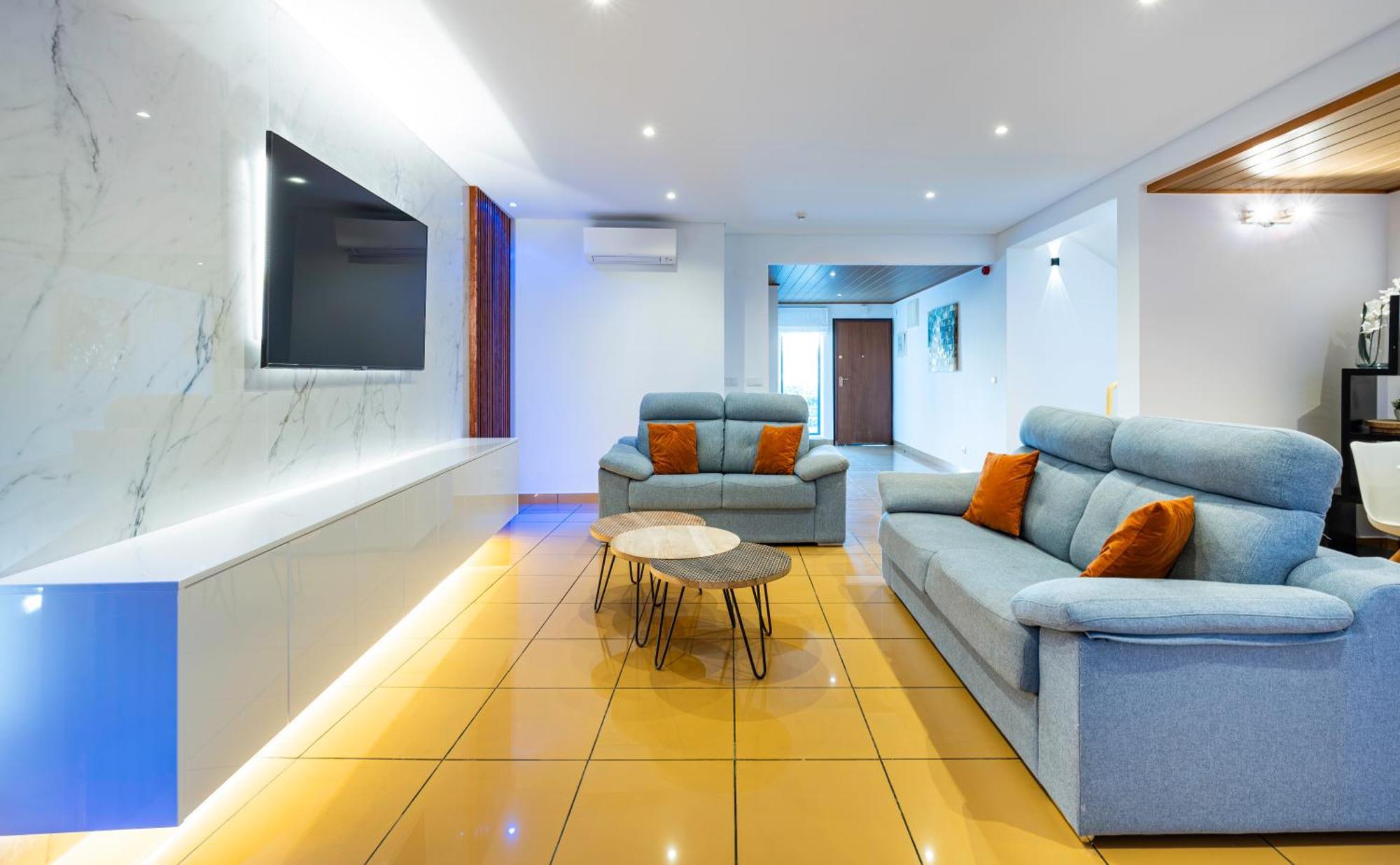 Апартаменти Penthouse 160Sqm Wide Terraces Pool View & Private Hot Tub & Parking Албуфейра Екстер'єр фото