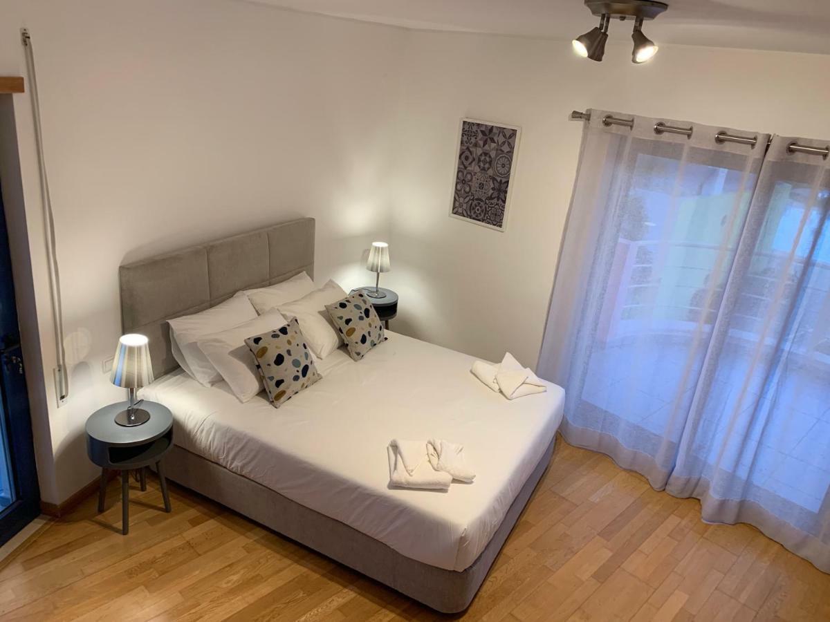 Апартаменти Penthouse 160Sqm Wide Terraces Pool View & Private Hot Tub & Parking Албуфейра Екстер'єр фото